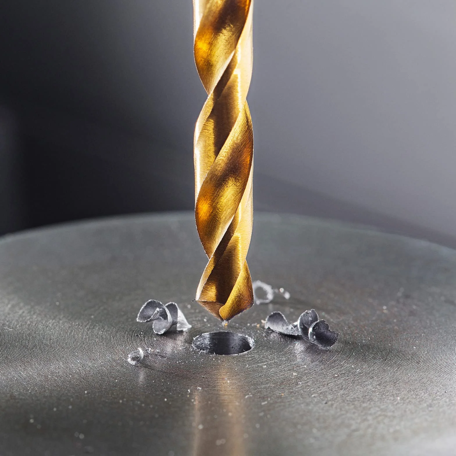 sourcing map 5 sztuk 1/4" Sześciokątny trzpień Wiertła 2.5mm Tytanu Wiertła Zestaw M35 High Speed Śruba Ze Stali Śrubowej 76mm Długie Do Drewna, Stal Nierdzewna, Metal