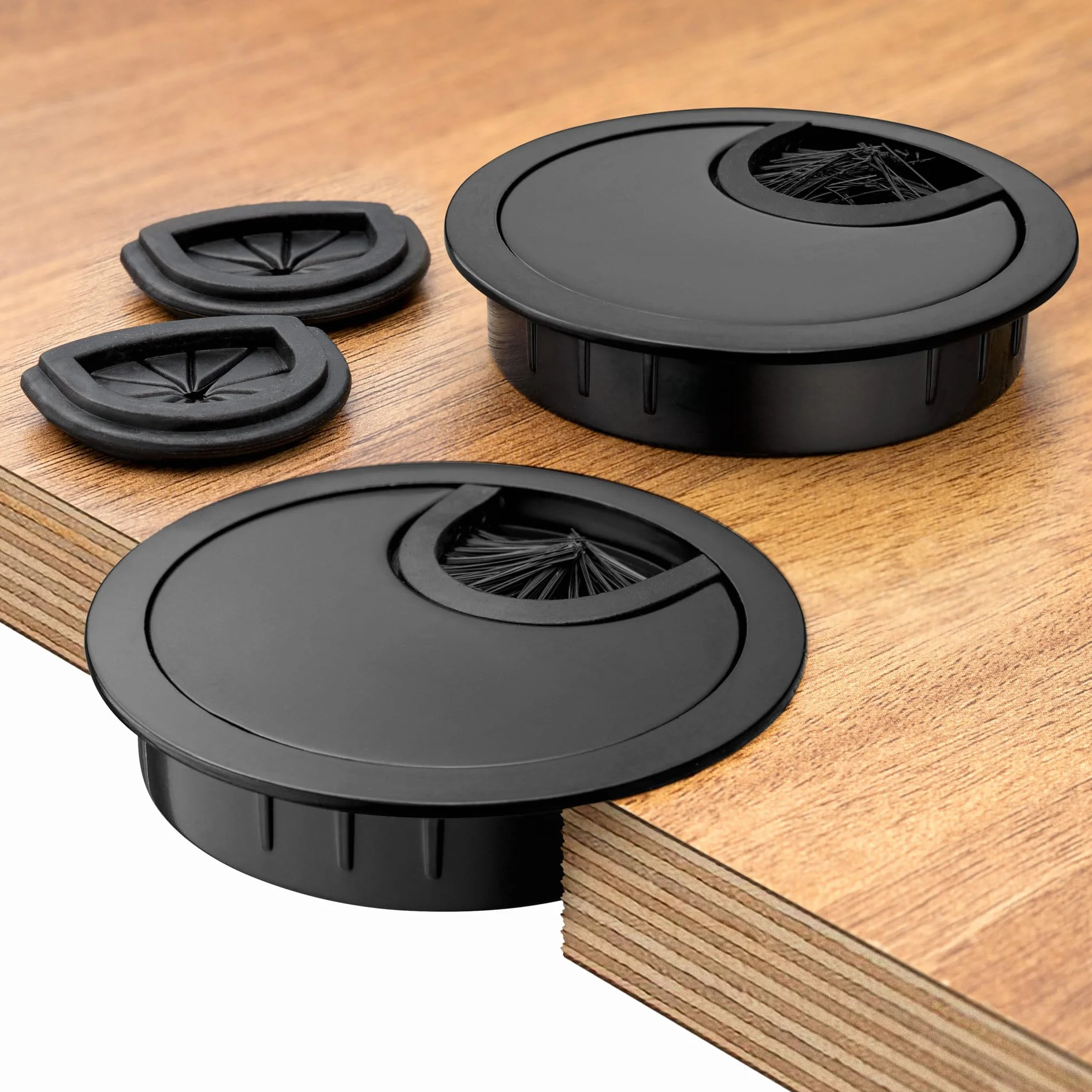 BRUCE.® Premium przepust kablowy z metalu [2 kawałek, Czarny] - Przepust kablowy na biurko ø 60 mm - z 2 Różnymi Opcjami Dyfuzora - Dla większego porządku na biurku w miejscu pracy