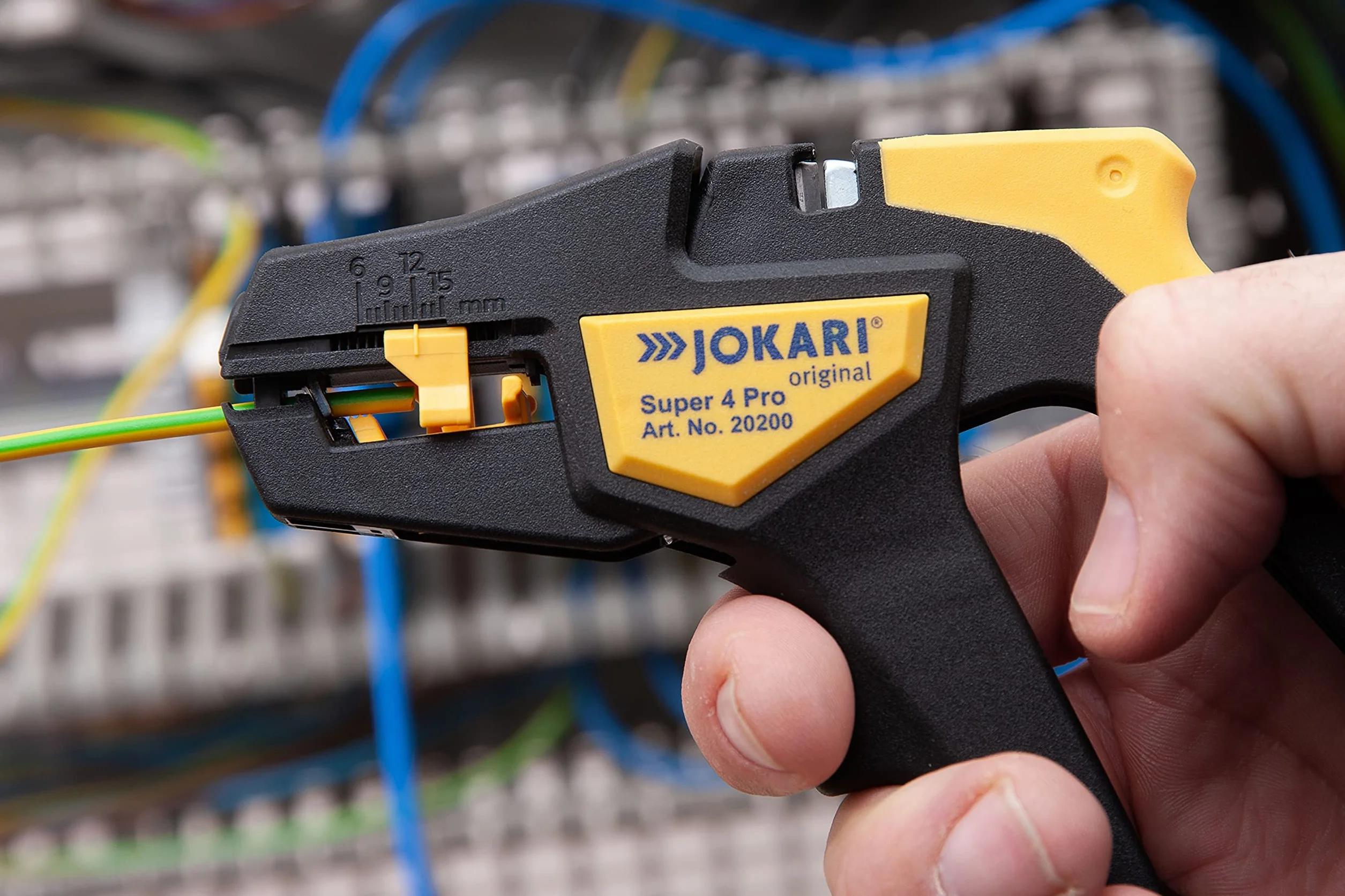 Ściągacz izolacji, szczypce automatyczne do kabli 0,2-6qmm 20200 JOKARI