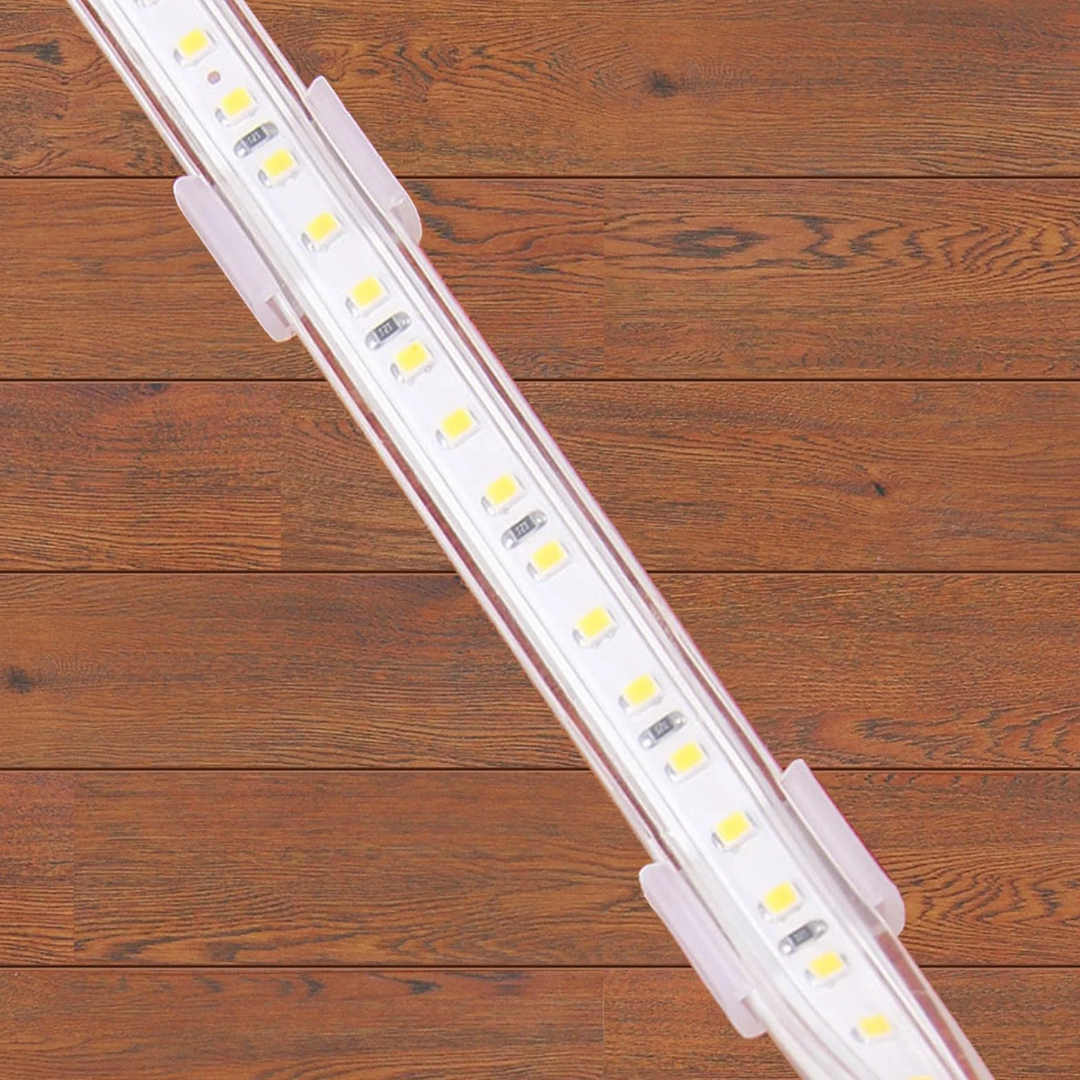 PATIKIL Klipsy mocujące do taśm świetlnych Led Zestaw 40 plastikowych wsporników mocujących ze śrubami do kabli 14 mm - 17mm prześwitująca neonowa taśma Rgb